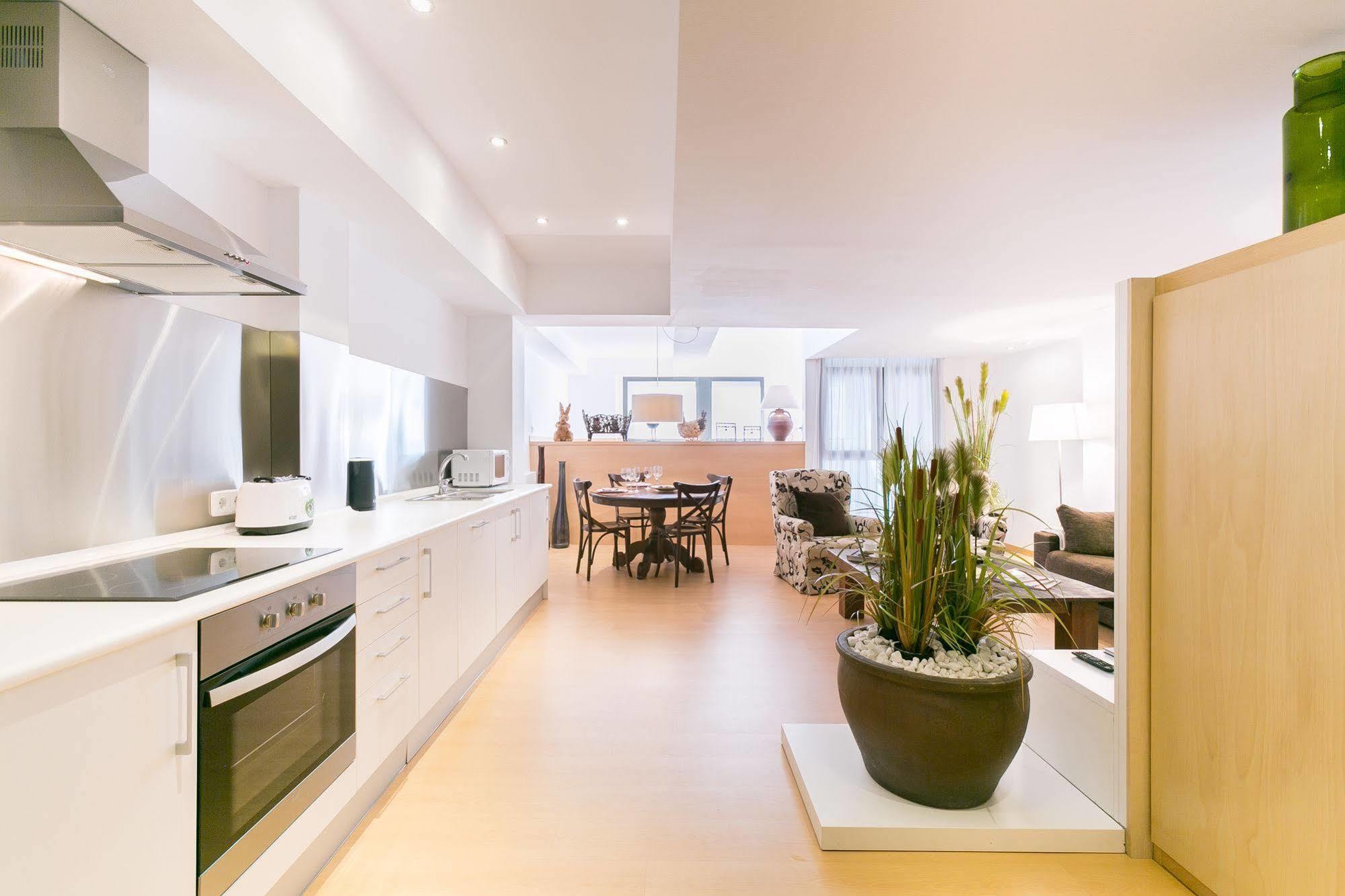 Serennia Cest Apartamentos Arc De Triomf Barcelona Ngoại thất bức ảnh